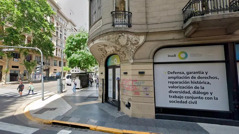 Qué ministerio se hará cargo de las funciones del INADI y qué pasará con sus empleados