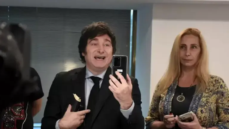 Sin Mondino, Milei viajará a la Cumbre del G7 acompañado sólo por su hermana Karina