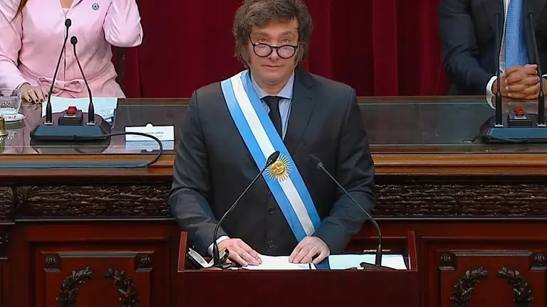 Ocho gobernadores ya aceptaron la convocatoria al Pacto del 25 de Mayo de Milei