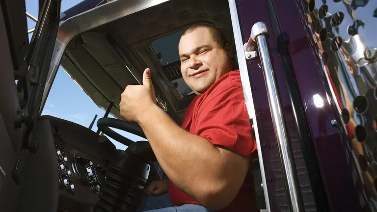 El jugoso sueldo que cobrará un camionero en marzo