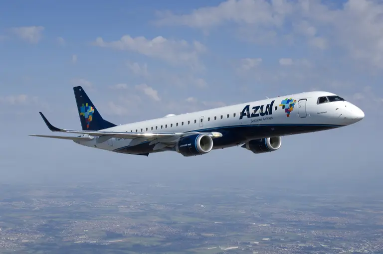 Azul y Gol se fusionan para dominar la aviación comercial en Brasil