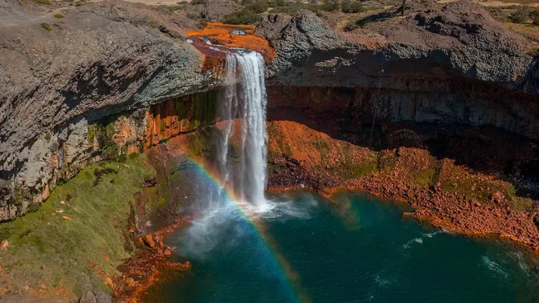 Fin de semana largo: dónde queda el destino de la Patagonia con lagunas y cascadas para visitar en Semana Santa