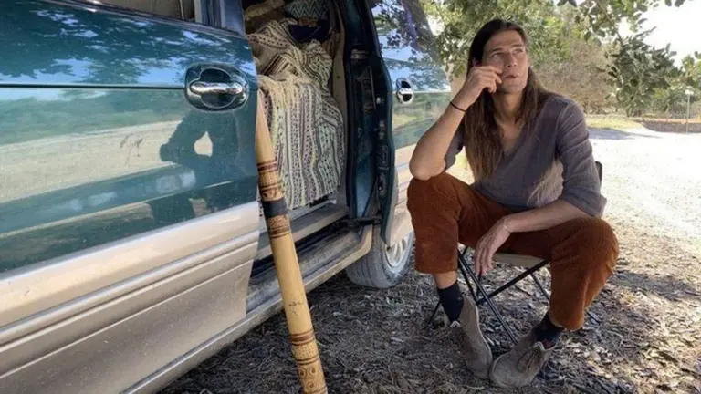 Los habitantes de Ibiza viven en sus autos por los aumentos de alquiler en la isla