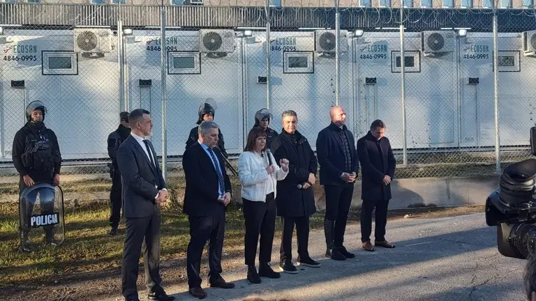 Contenedores para presos en la Ciudad: en qué barrios van a estar