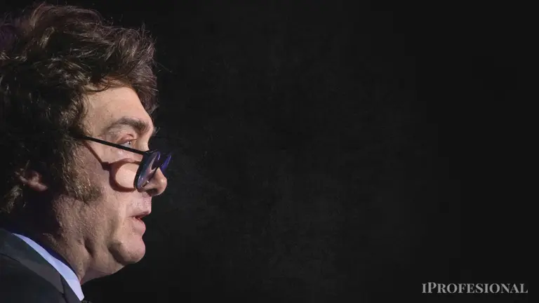 Tras el paso de Milei por España, reactivan la denuncia contra un "plan criminal sistemático y corrupto" de los piqueteros