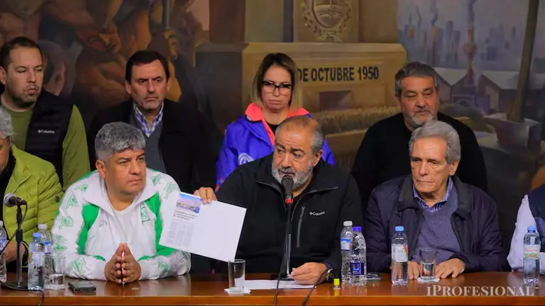 Quién es el dirigente camionero que reemplaza a Pablo Moyano en la conducción de la CGT