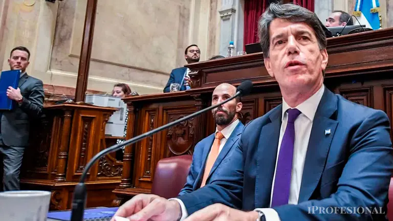 Crecen las versiones sobre una posible salida de Nicolás Posse: qué dijeron desde el Gobierno