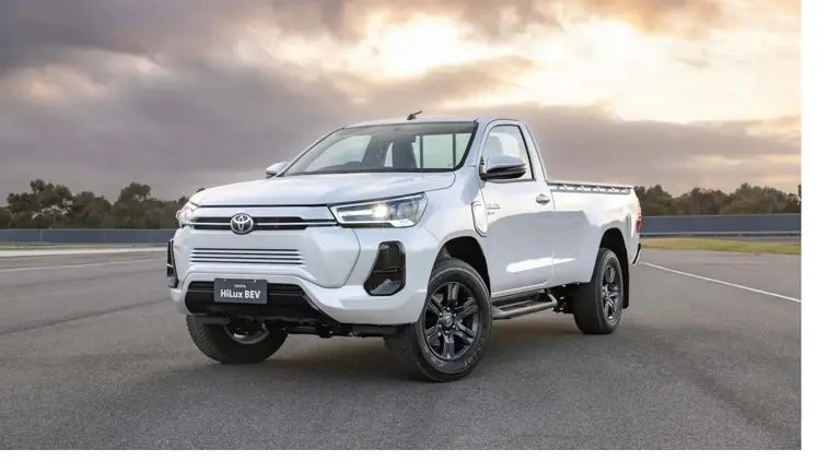 La camioneta Toyota Hilux eléctrica ya tiene fecha confirmada