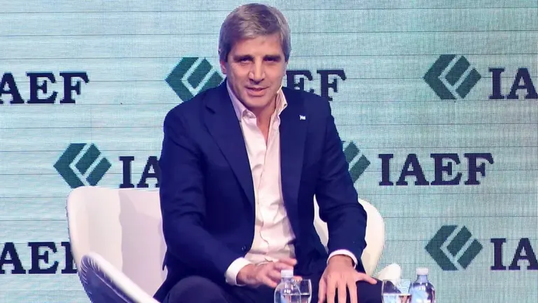 Luis Caputo garantizó que no habrá sobresaltos cambiarios