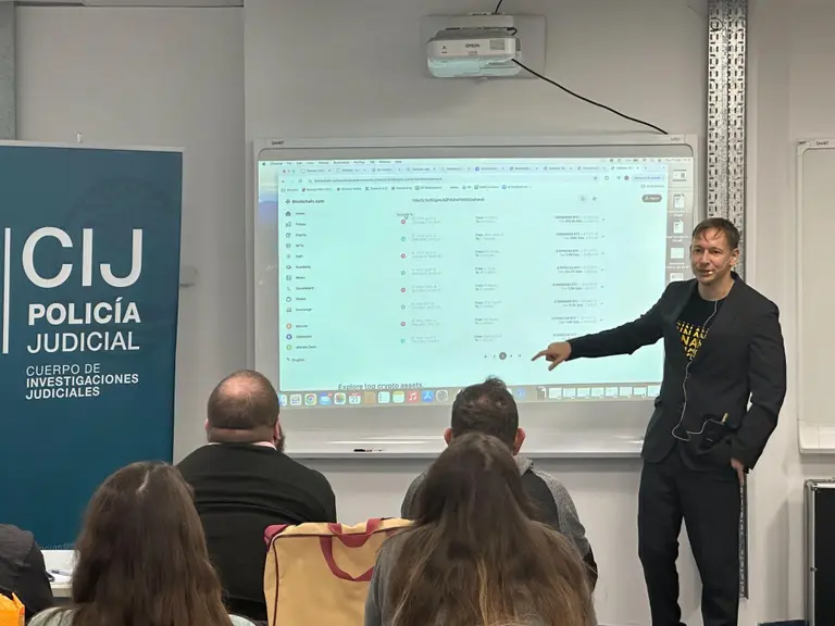 Binance capacita en ciberseguridad y criptomonedas a referentes del Cuerpo de Investigaciones Judiciales de la República Argentina