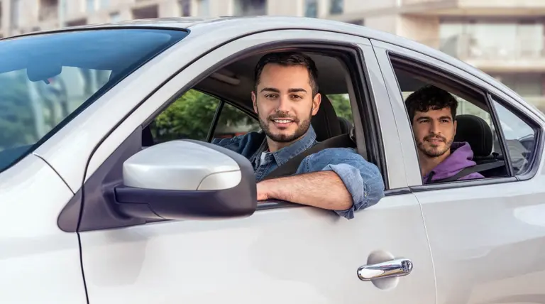 Qué autos sirven para trabajar con aplicaciones como Uber o Cabify