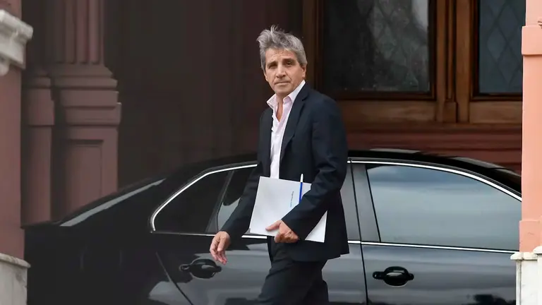 Para Luis Caputo, "lo peor del ajuste ya pasó": de qué dependerá el crecimiento