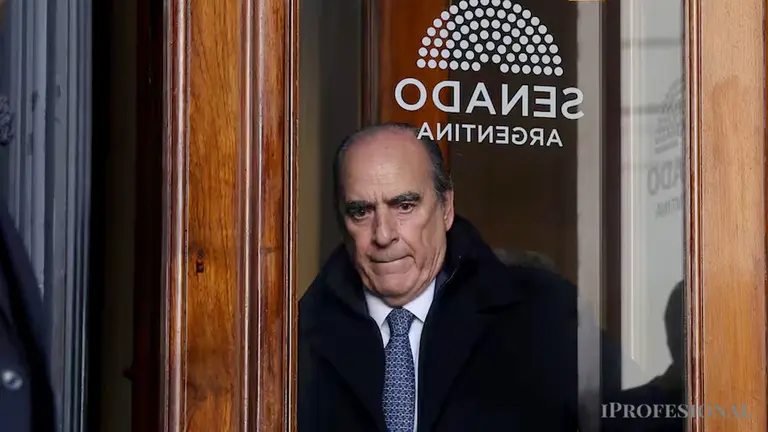 Francos jugó un papel clave en la Ley Bases y le puso nueva fecha al Pacto de Mayo