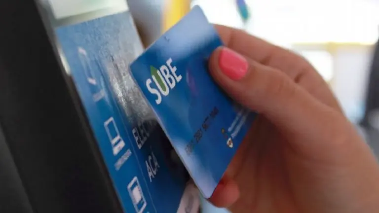 ¿Chau SUBE?: el Gobierno permitirá usar cualquier medio de pago sin contacto para abonar el trasporte