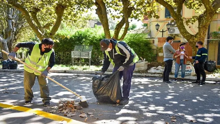 Cuál es el sueldo por mes un trabajador de barrido y limpieza en 2024
