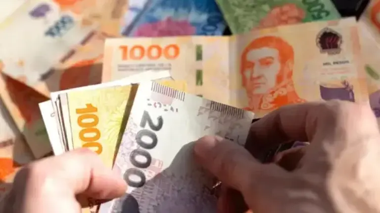 Pesos, aguinaldo