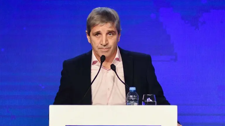 Para Luis Caputo,  la mejor noticia es que "la gente decidió que este es el único camino para ser un país mejor"