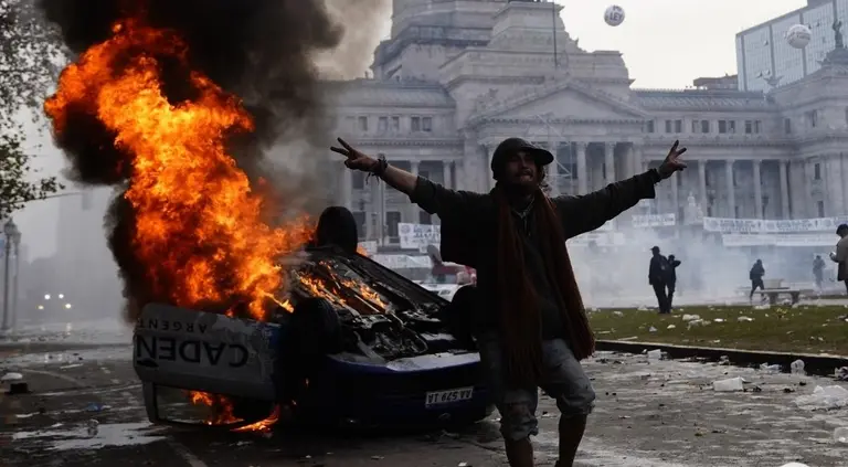 Protestas en el Congreso: la jueza Servini ordenó liberar a 17 personas y otras 16 seguirán detenidas