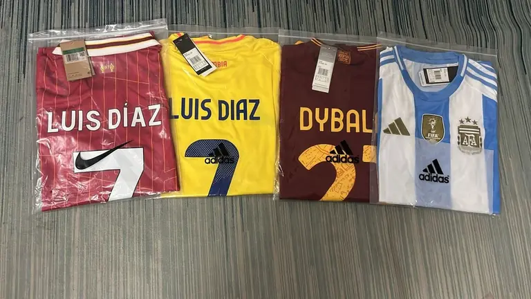 Así podés comprar camisetas originales y baratas en China y que lleguen a la puerta de tu casa