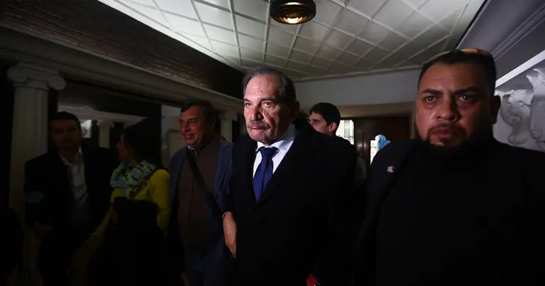 Le otorgaron la prisión domiciliaria a Alperovich, condenado a 16 años por abuso sexual: vivirá en Puerto Madero