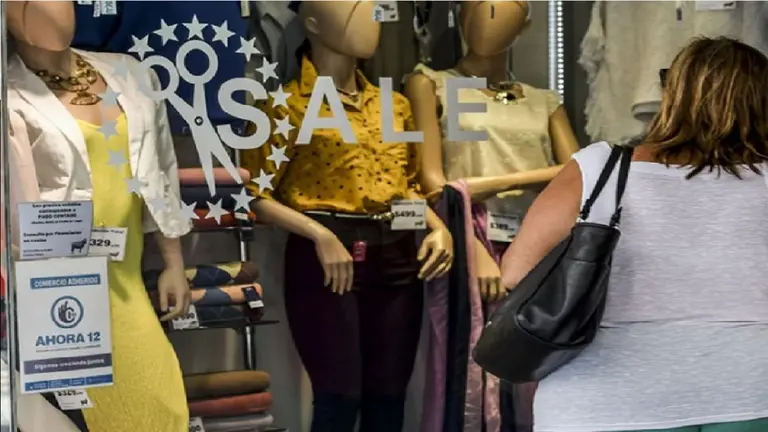 Avenida Avellaneda en crisis: locales vacíos y alquileres al 50% por caída del consumo y el efecto de Shein y Temu