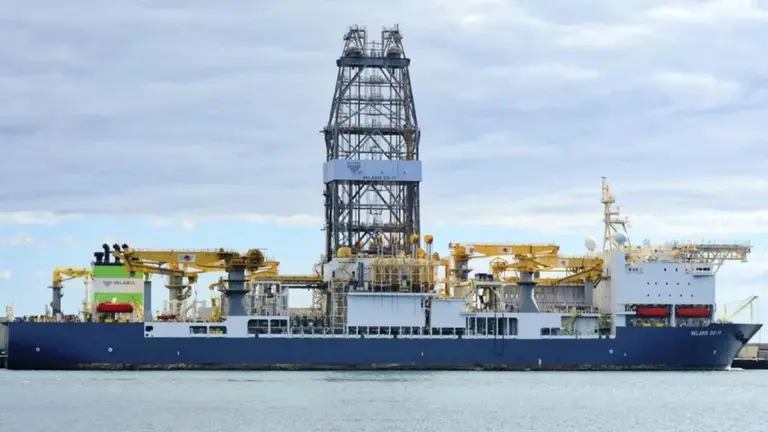 Milei reestatiza dos áreas de petróleo offshore cercanas a las Islas Malvinas