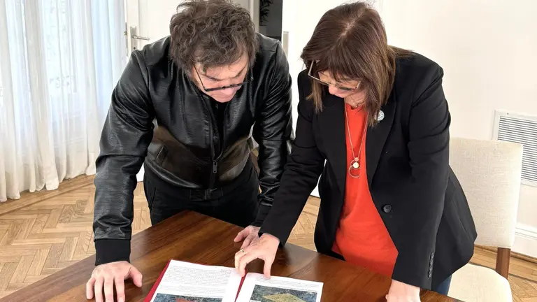 Bullrich dijo que buscará a Loan con "equipos radiológicos en la panza de los animales"