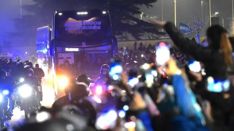 Locura por la Selección: los bicampeones de América fueron recibidos por miles de hinchas