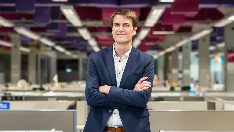 Pesar por el fallecimiento de Rolando Castro, gerente general de Avon Argentina y Uruguay