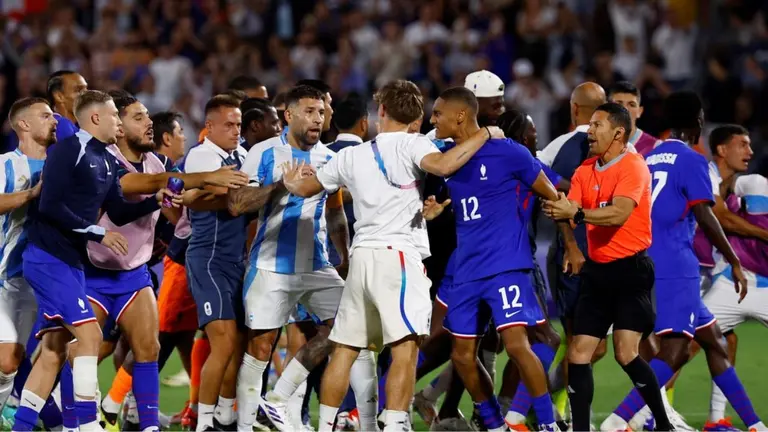 La Selección Sub23 perdió con Francia y hubo incidentes en el final del partido