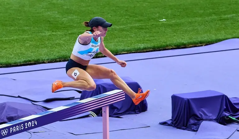 Juegos Olímpicos: Belén Casetta terminó undécima en los 3.000 metros con obstáculos y quedó eliminada