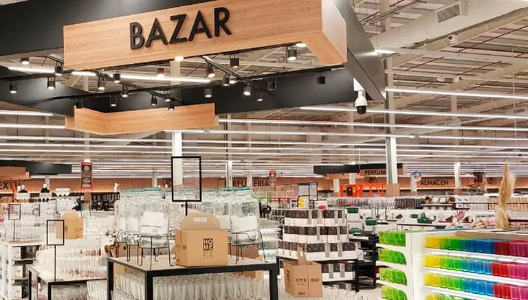 Coto y Carrefour venden productos de bazar con fuertes rebajas: las ofertas de agosto