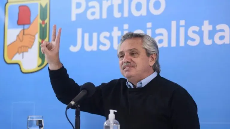 Alberto Fernández renunció a la presidencia del PJ, tras ser imputado por la Justicia