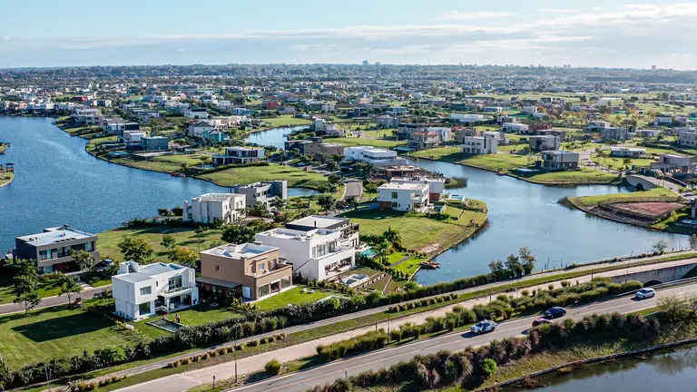 ALQUILERES BARATOS de casas para pasar el VERANO: cuáles son las zonas