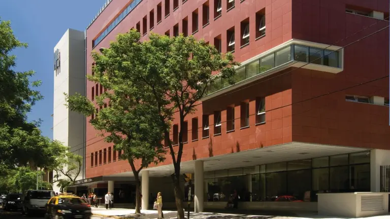 Prepagas: OSDE dará de baja la cobertura en el Hospital Italiano para uno de sus planes