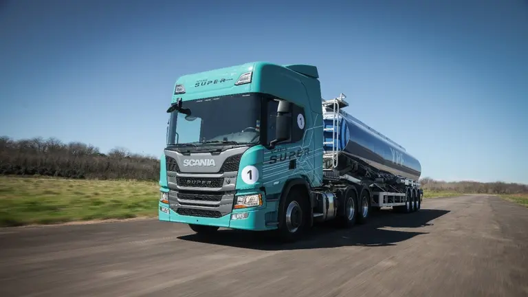 Scania lanza el camion super