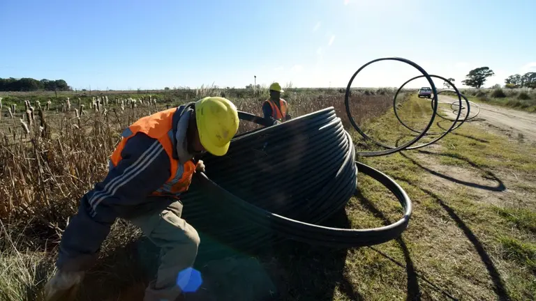 El Gobierno de Javier Milei inyecta fondos a un programa de conexión a Internet impulsado por Alberto Fernández