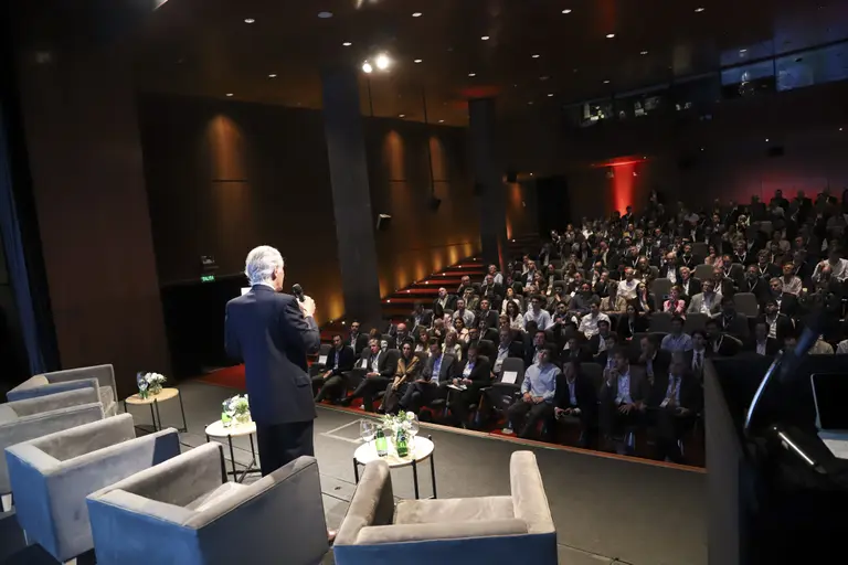 Confianza a largo plazo, el reclamo de los mega inversores a Javier Milei