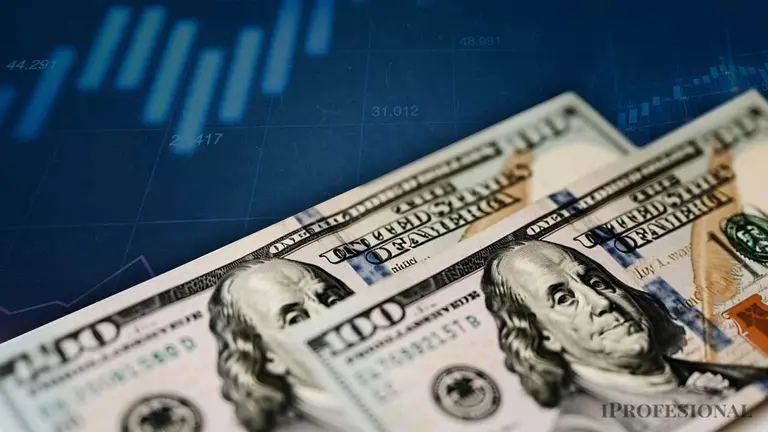 Precio de dólar 2025: nuevas proyecciones de 40 economistas