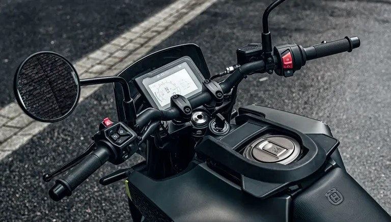 Husqvarna renueva las motos urbanas