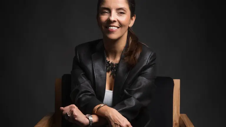 Es argentina e hizo un gran negocio con restos de comida y una impresora 3D