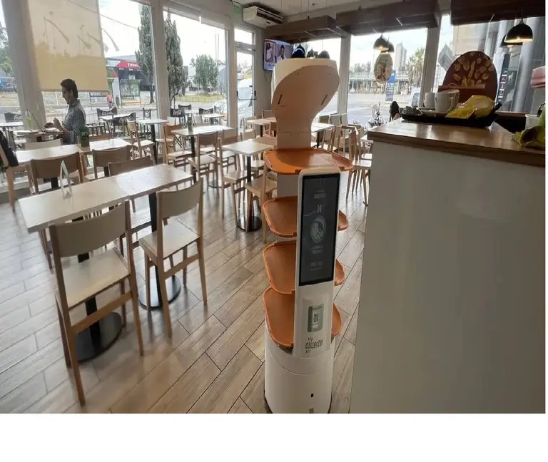 robots estacion de servicio