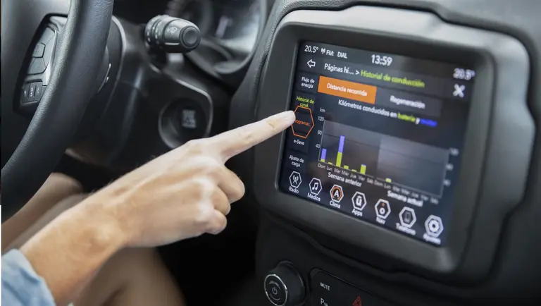 Los autos tienen que tener radio AM