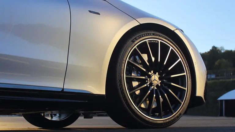 Michelin vende neumaticos para autos hibridos