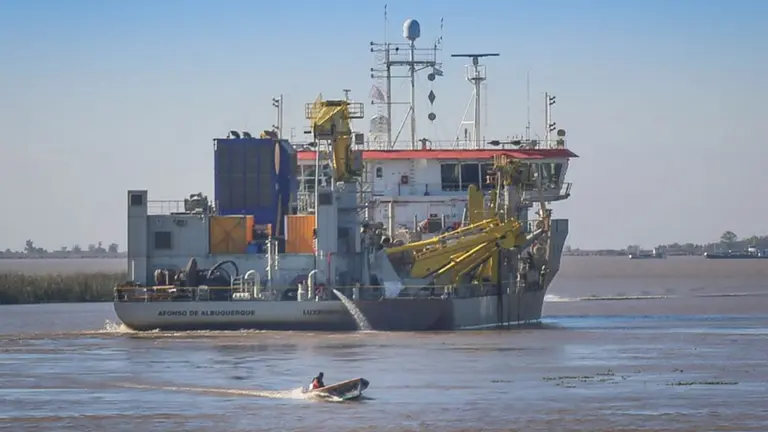 Jan de Nul realizó dos importantes obras en La Plata y Chubut