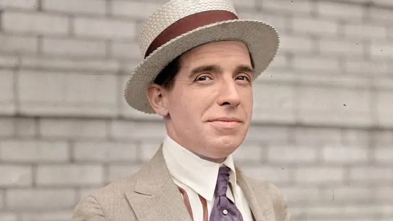 Carlo Ponzi, el creador de la estafa piramidal que lleva su apellido