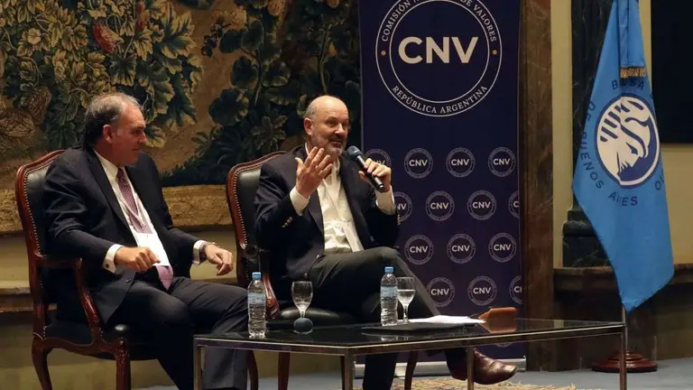 Federico Sturzenegger anunció más cambios para inversores y empresas