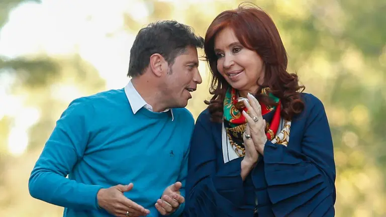 El kirchnerismo, más fragmentado que nunca: quiénes  apoyan a Cristina Kirchner y quiénes Axel Kicillof