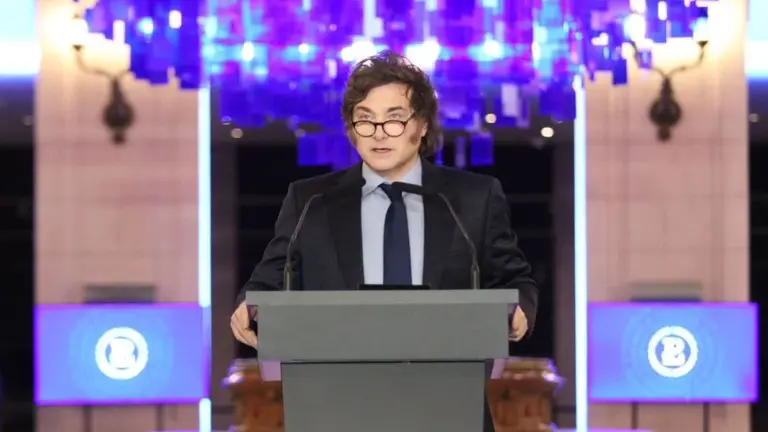 javier milei en el palacio libetad