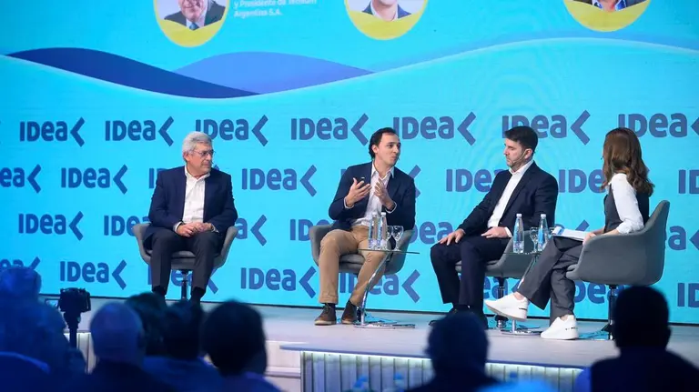 Empresarios en el Coloquio IDEA preparan los reclamos para Javier Milei y Luis Caputo